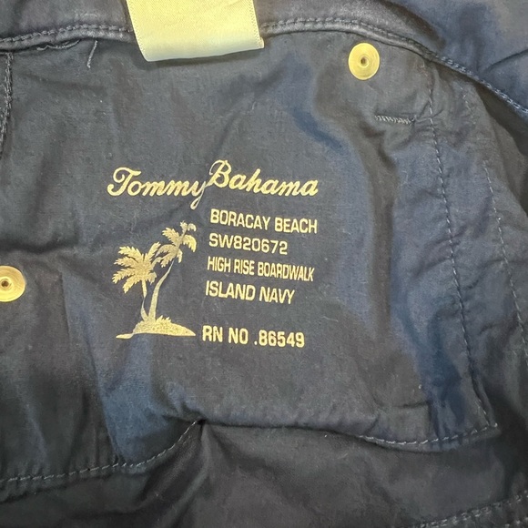 Tommy Bahama Island Navy Capris - Picture 4 of 8